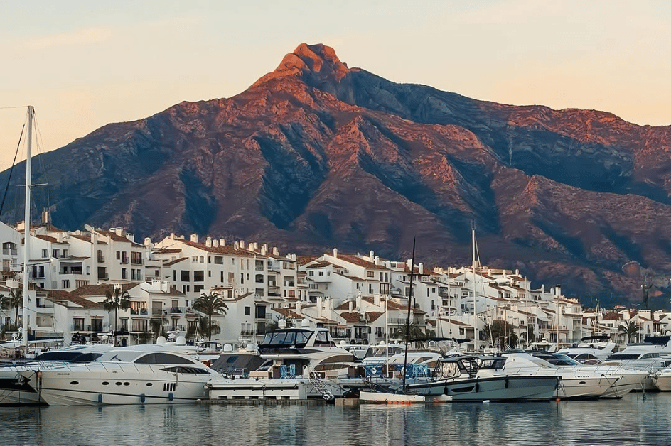 Marbella Service page image
