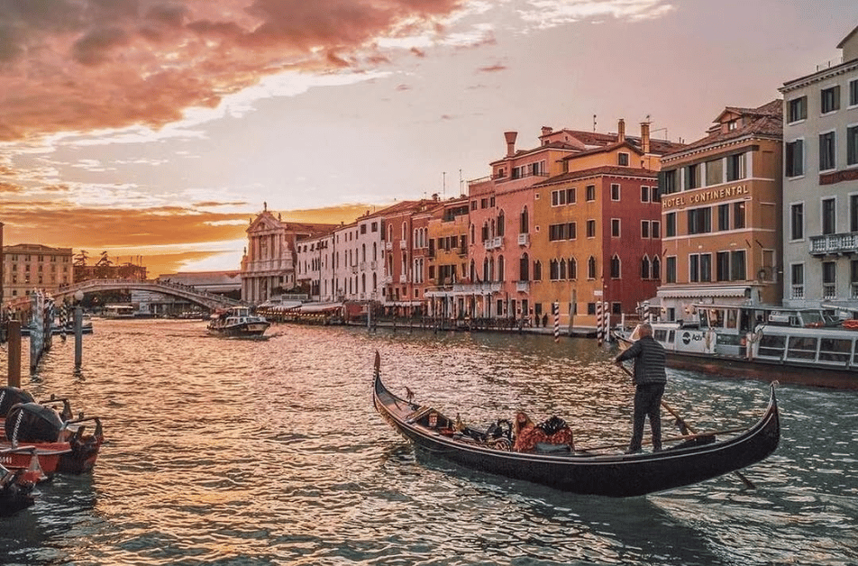 Venice Service page image